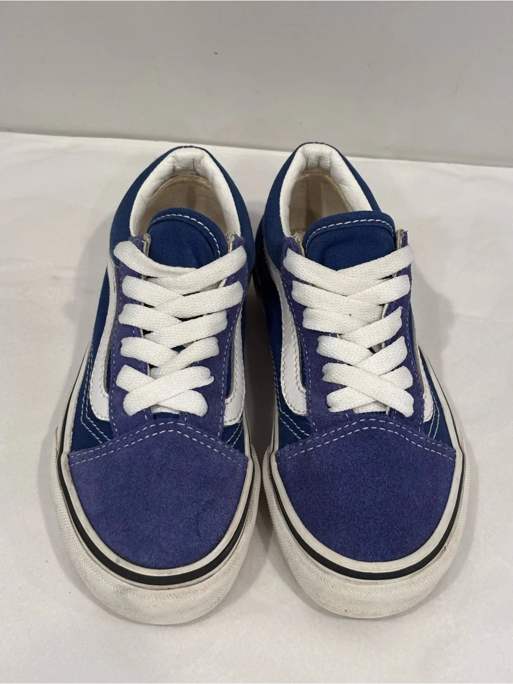 Vans Kids Old Skool Sneakers in Blue and White